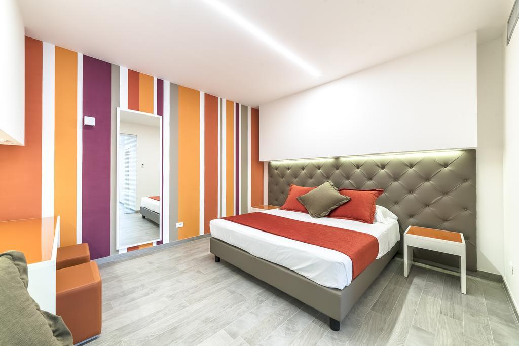 Hotel Tenda Rossa Marina Di Carrara Eksteriør billede